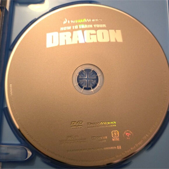 How to Train Your Dragon Blu-ray + DVD – DreamWorks Family Adventure - Picture 3 of 4